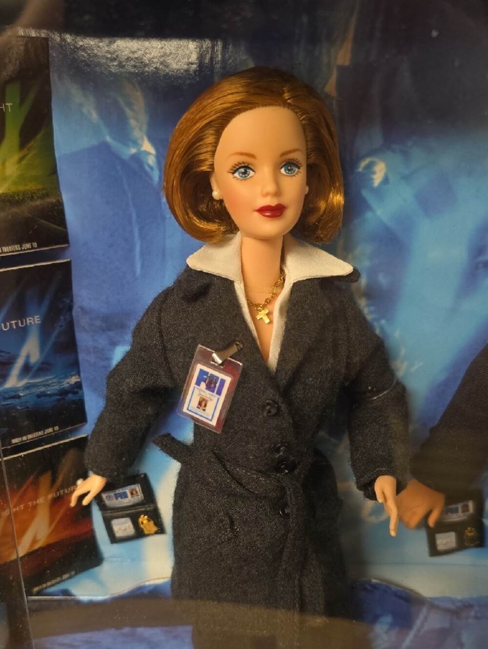 Barbie & Ken X-Files Collector Edition Dolls in Black Coats with Blue Background - Picture 2 of 9